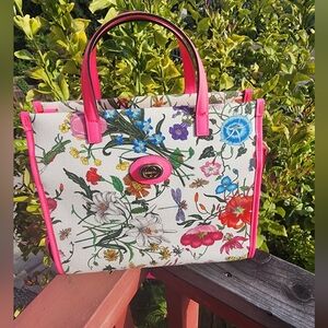 Gucci Pink Multicolor Floral Tote Bag Convertible Open Tote Flora Canvas